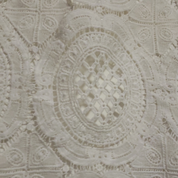 BWCLOSET EMBROIDERY  STRETCH WHITE SHIRT - Picture 2 of 8